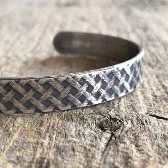 Oxidized Sterling Silver Plaid Tartan Open Cuff Bangle Bracelet Handmade 9.5mm - Picture 4 of 7